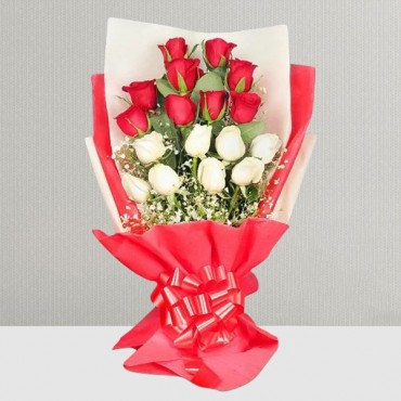 Red Roses & white roses bunches 